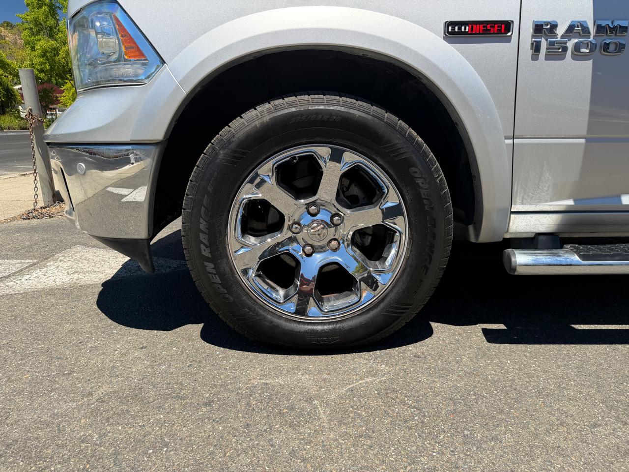 RAM 1500 Laramie 4x4 Crew Cab 5'7" Box 2018