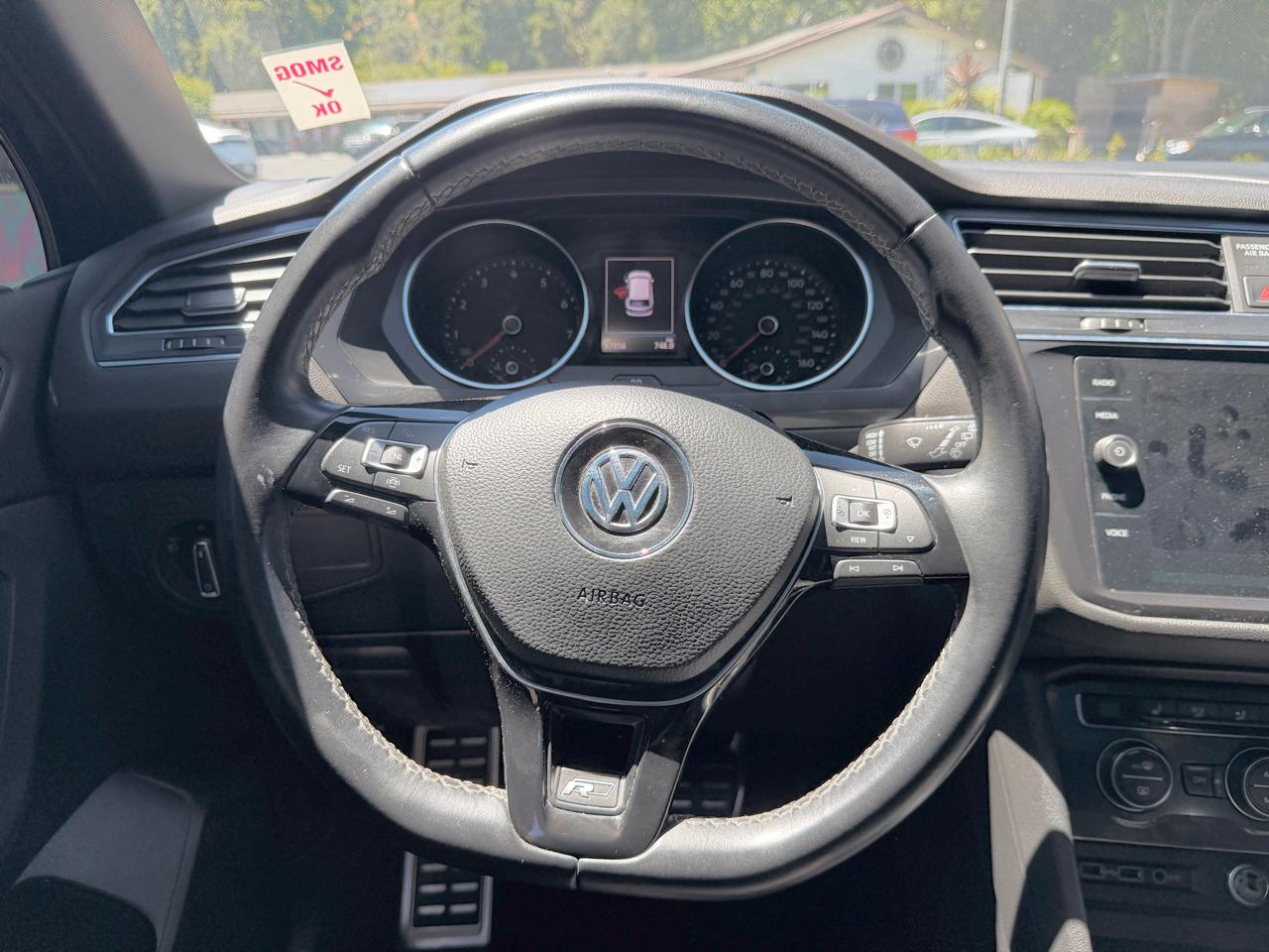 Volkswagen Tiguan 2.0T SE R-Line Black FWD 2020