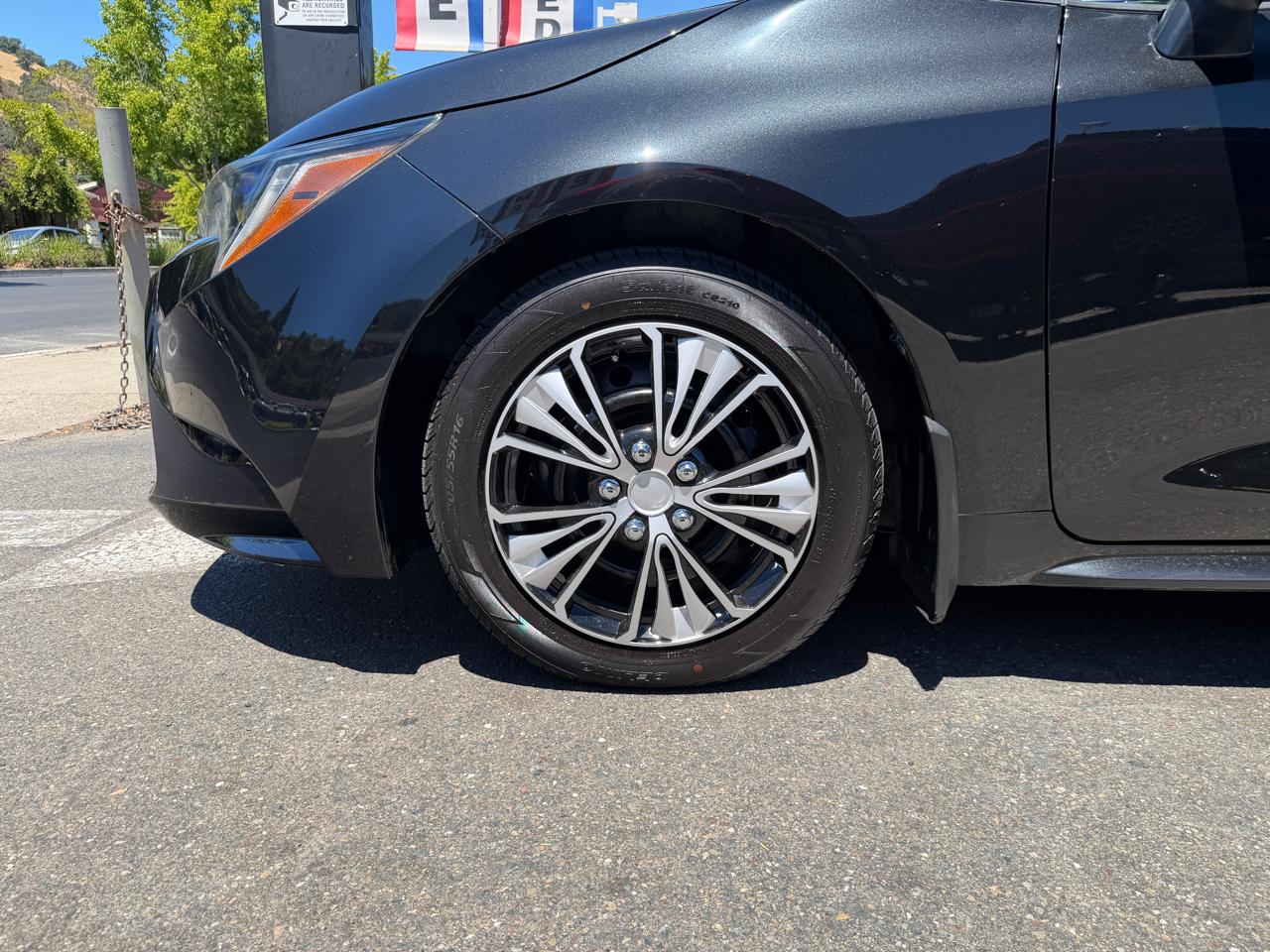 Toyota Corolla LE CVT 2020