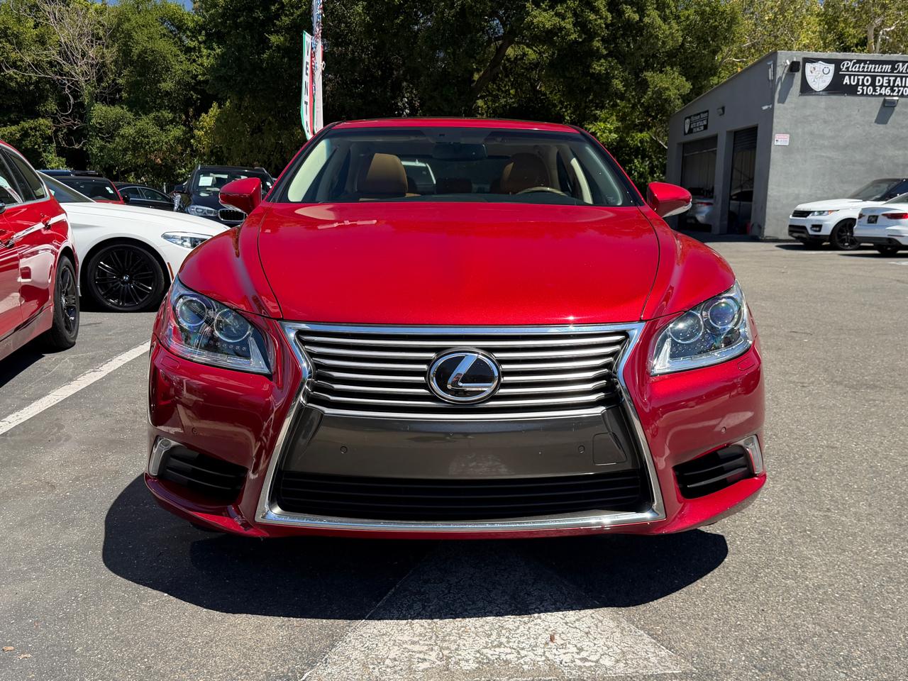 Lexus LS 460  2016