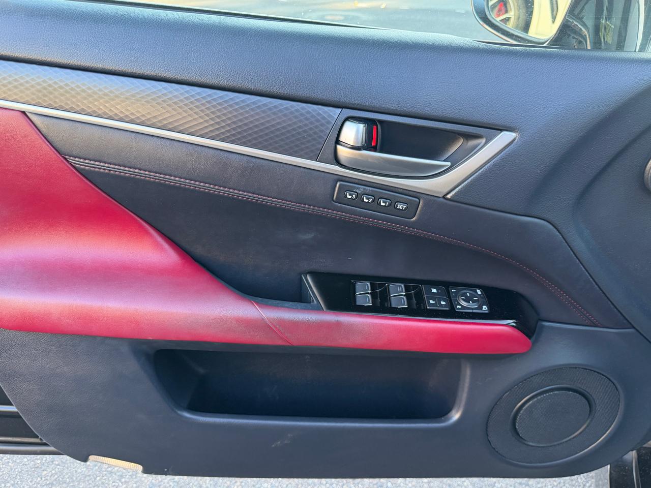 Lexus GS  2019