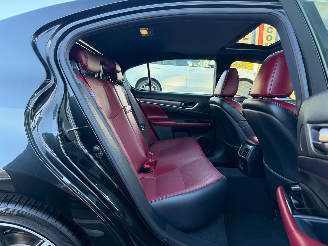 Lexus GS  2019