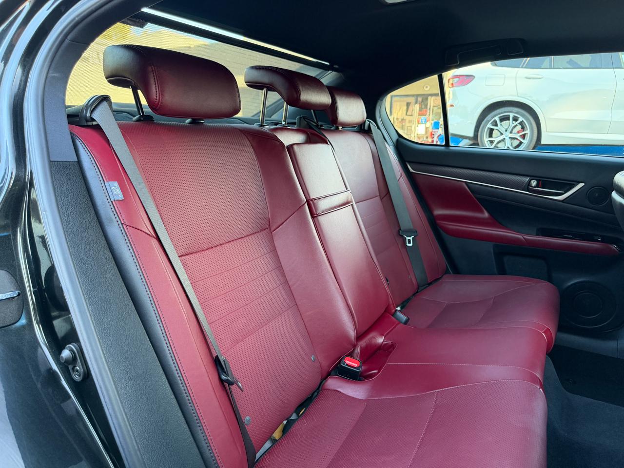 Lexus GS  2019
