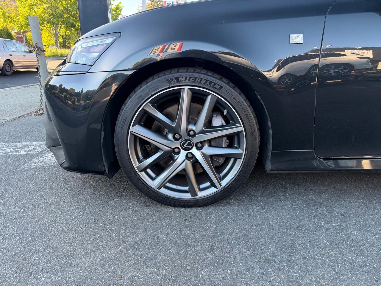 Lexus GS  2019