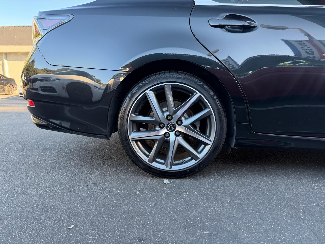 Lexus GS  2019