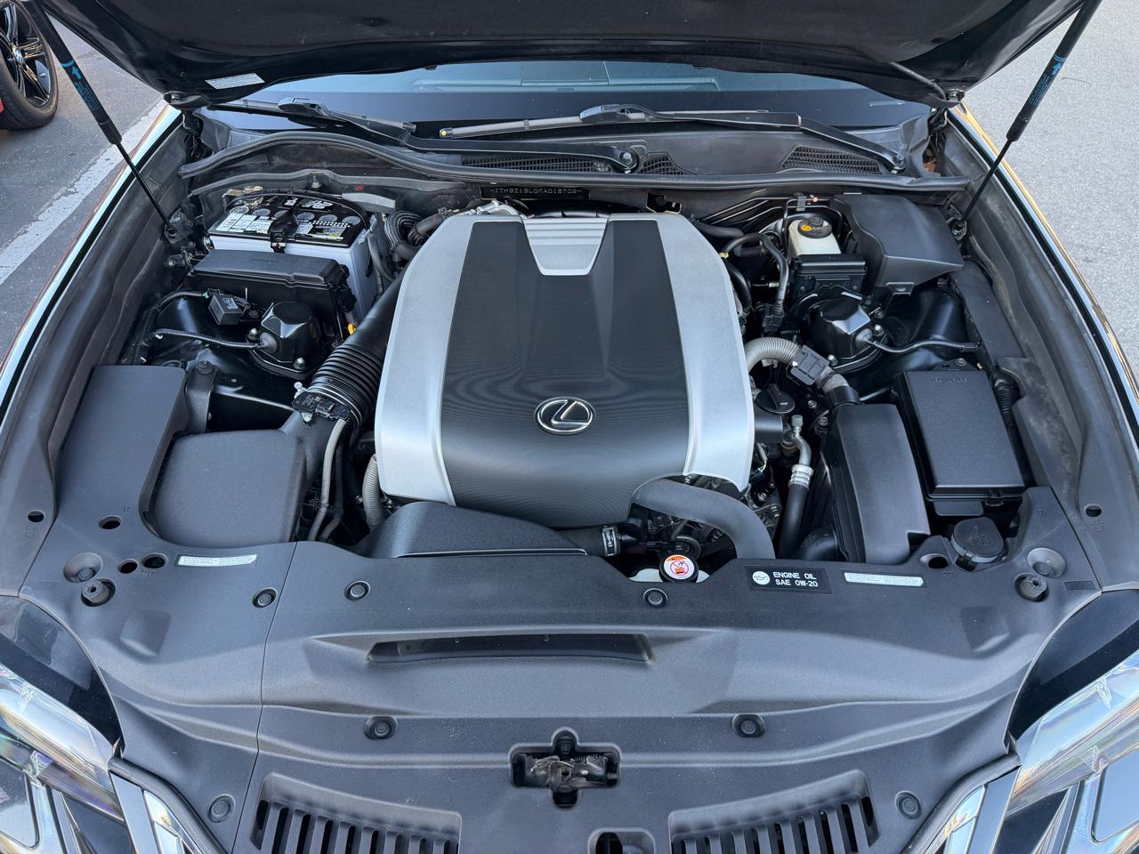 Lexus GS  2019