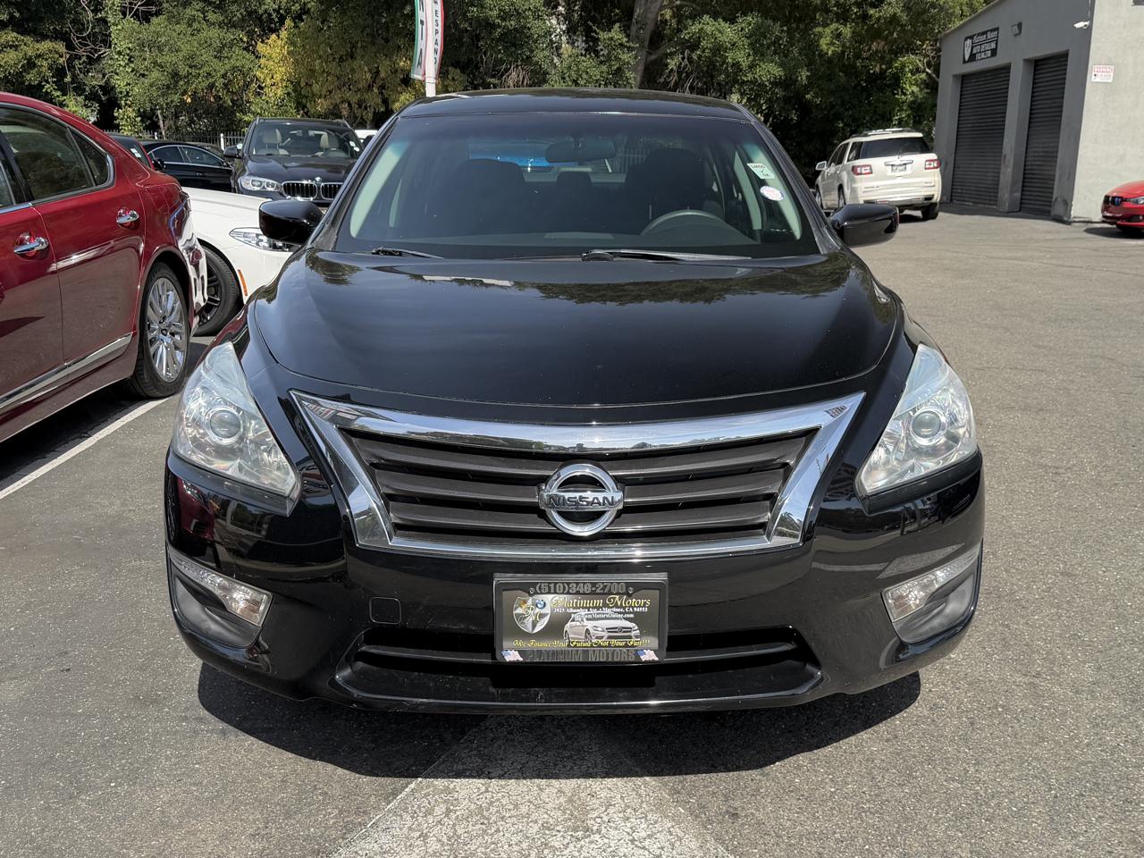 Nissan Altima  2015