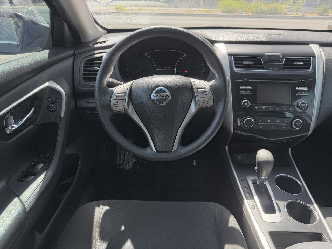 Nissan Altima  2015