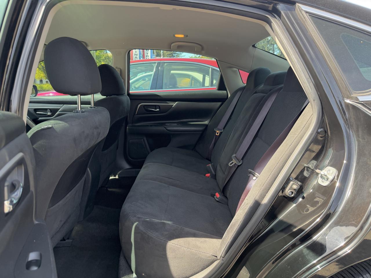 Nissan Altima  2015