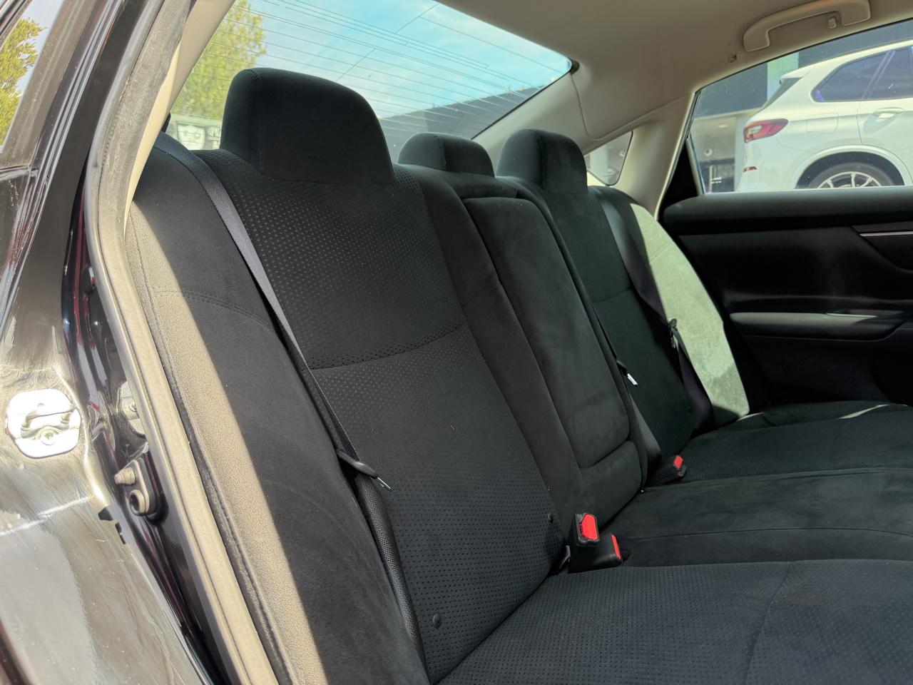 Nissan Altima  2015