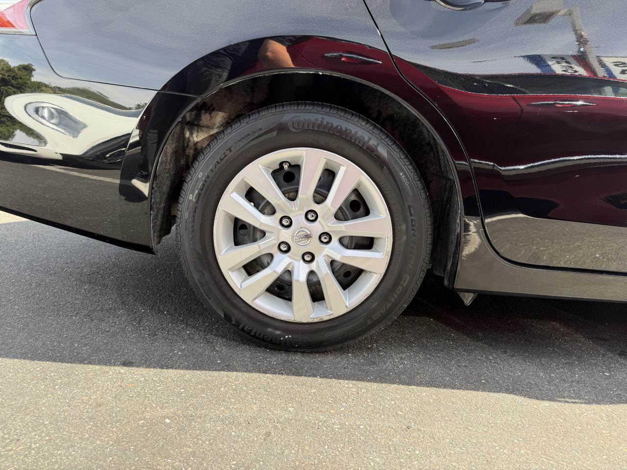 Nissan Altima  2015
