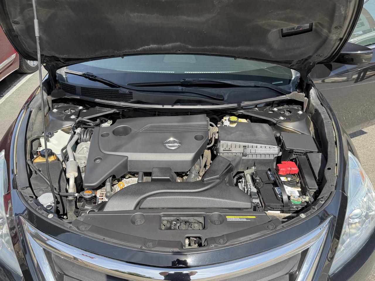 Nissan Altima  2015