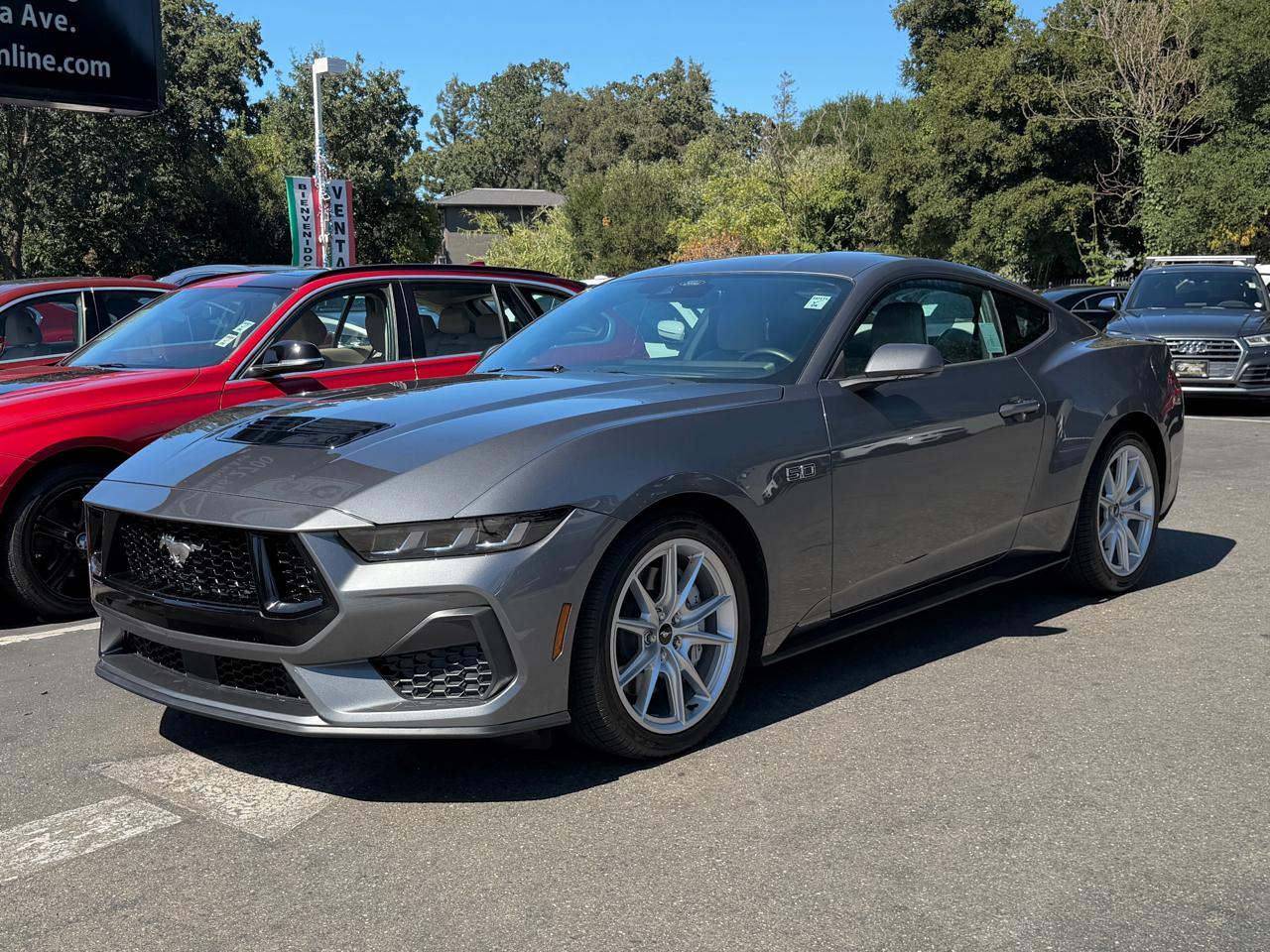 Ford Mustang  2025
