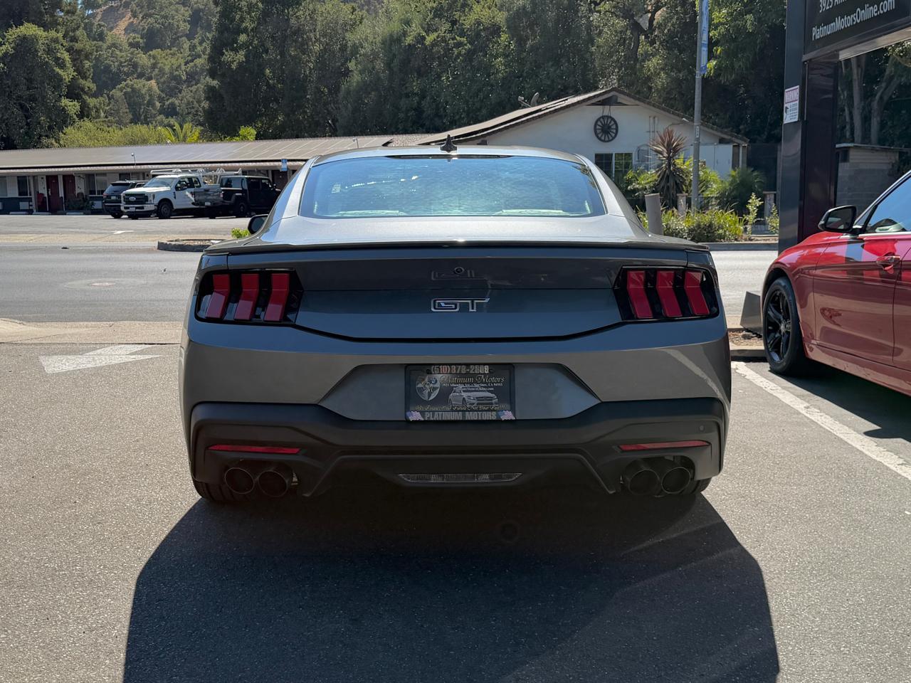 Ford Mustang  2025