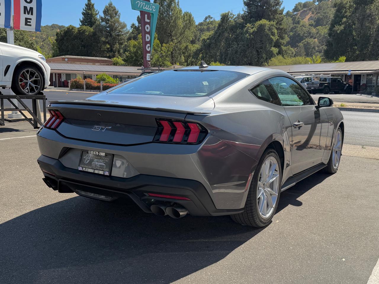 Ford Mustang  2025