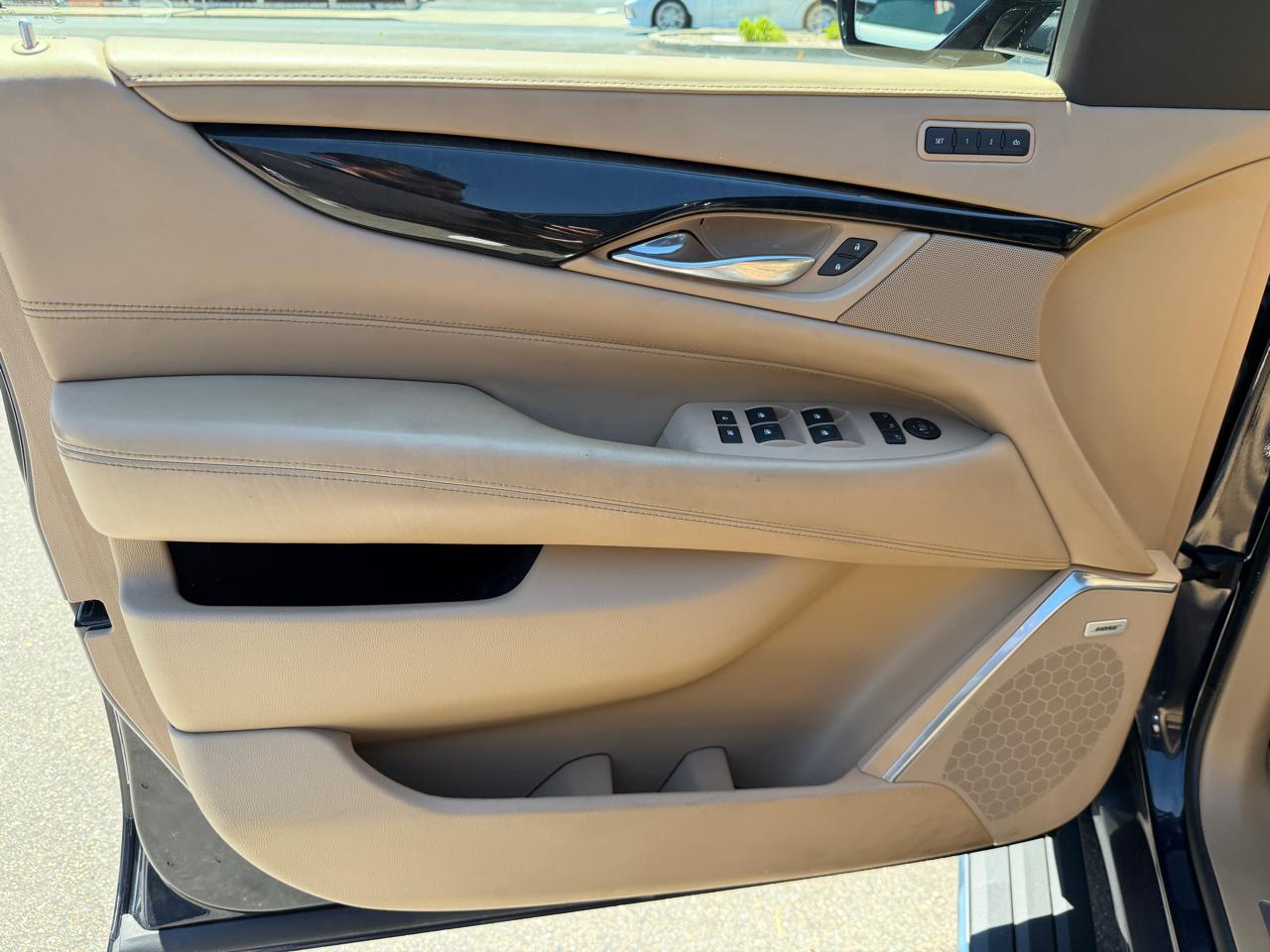 Cadillac Escalade ESV  2019