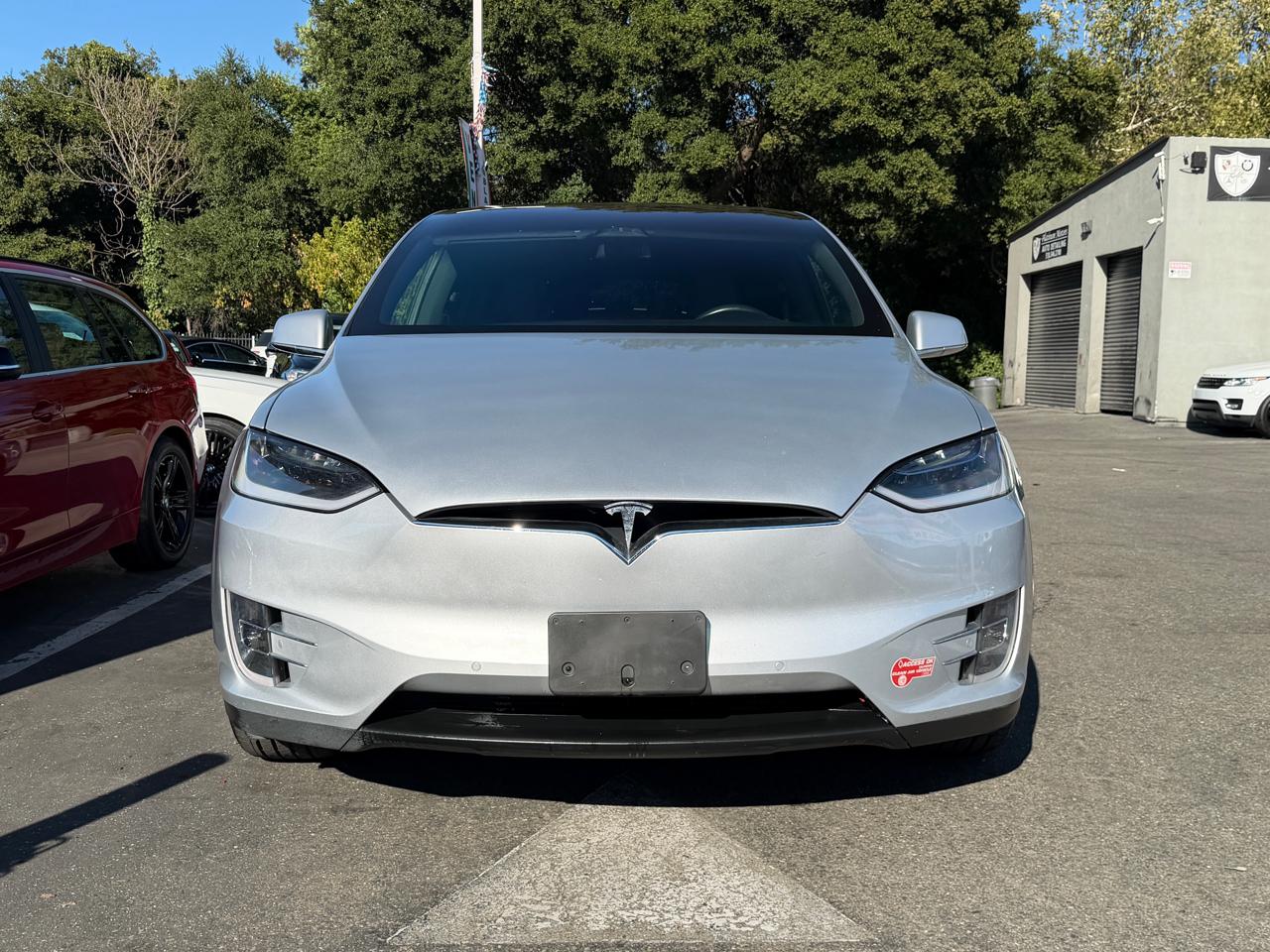 Tesla Model X  2018