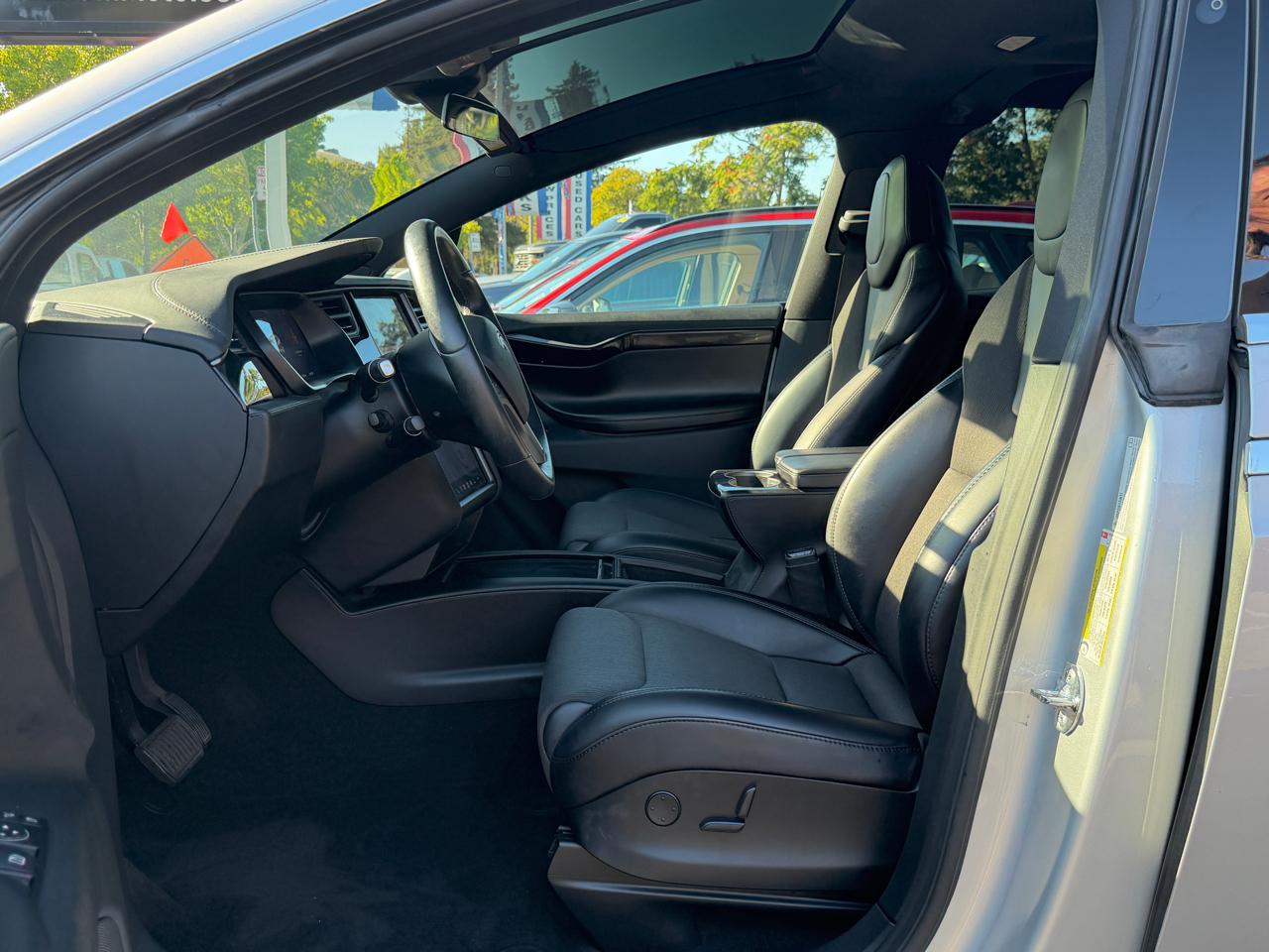 Tesla Model X  2018