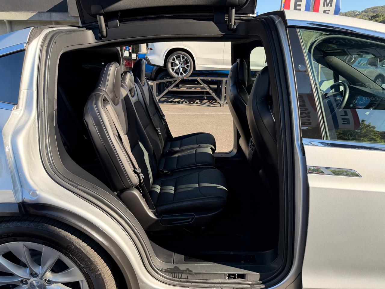 Tesla Model X  2018