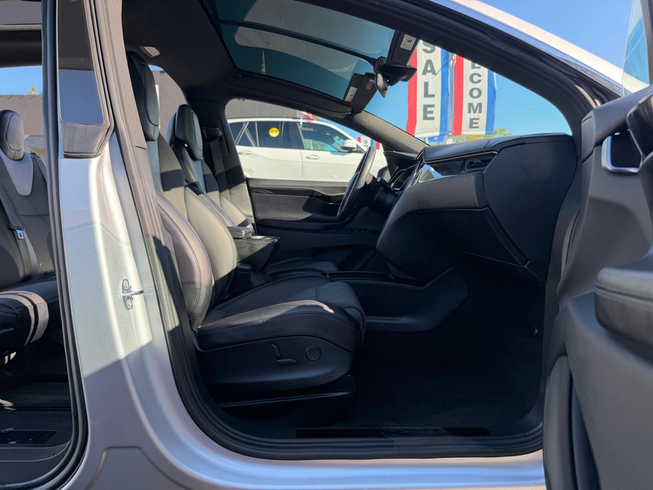 Tesla Model X  2018