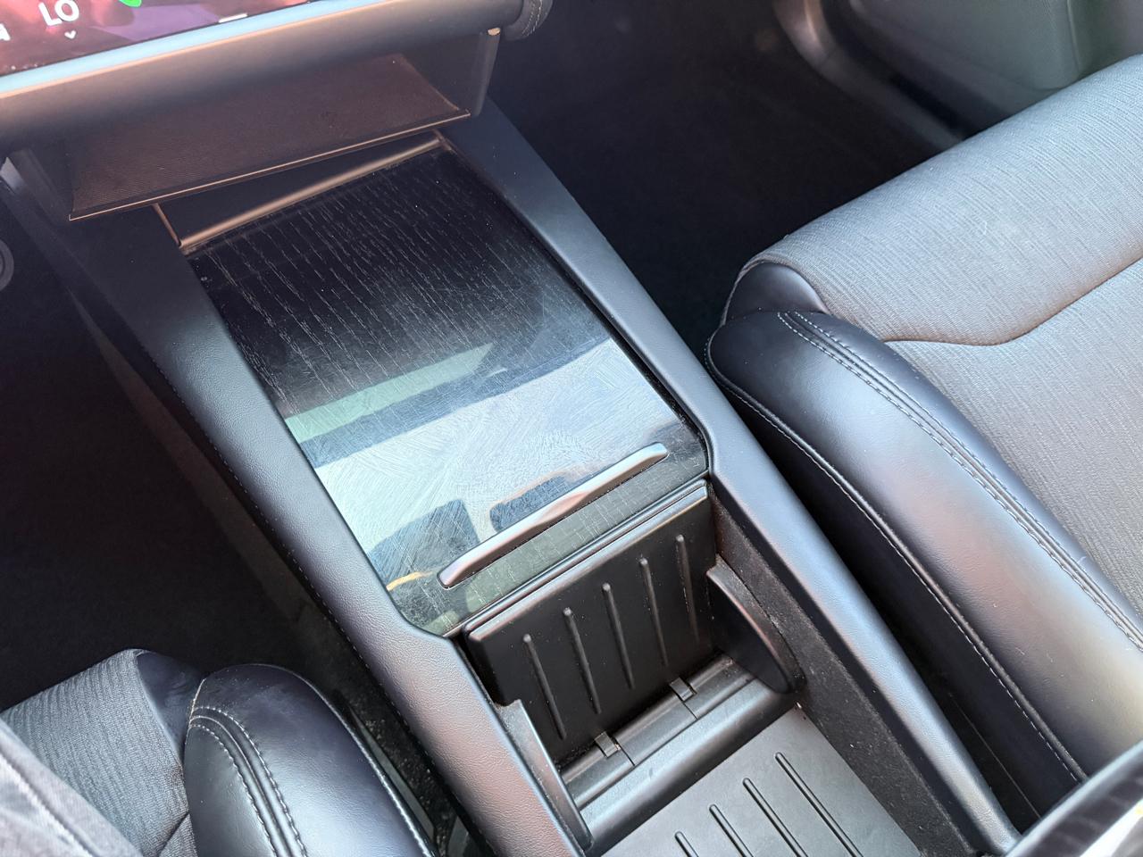 Tesla Model X  2018