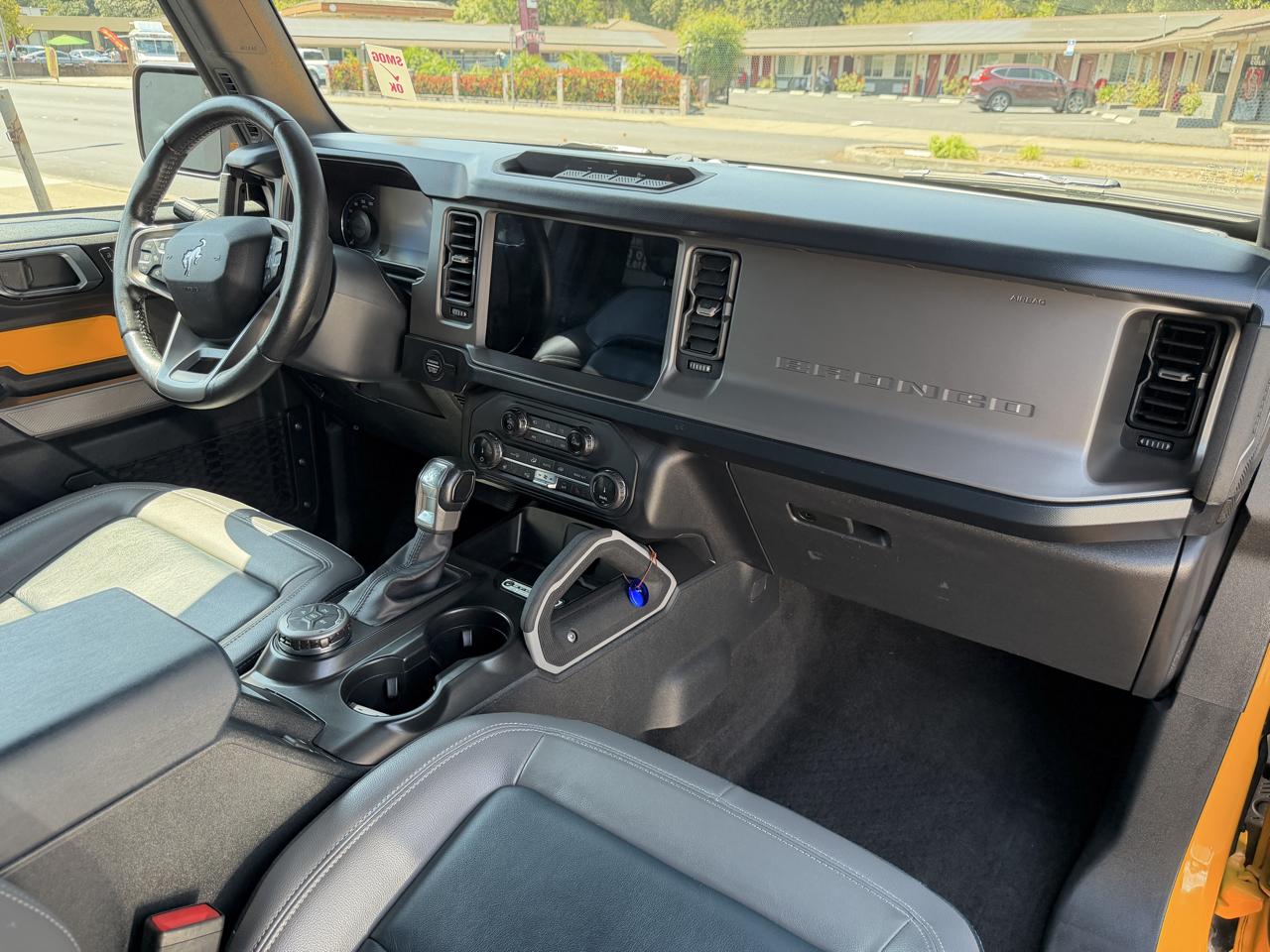 Ford Bronco Black Diamond 2 Door 4x4 2022
