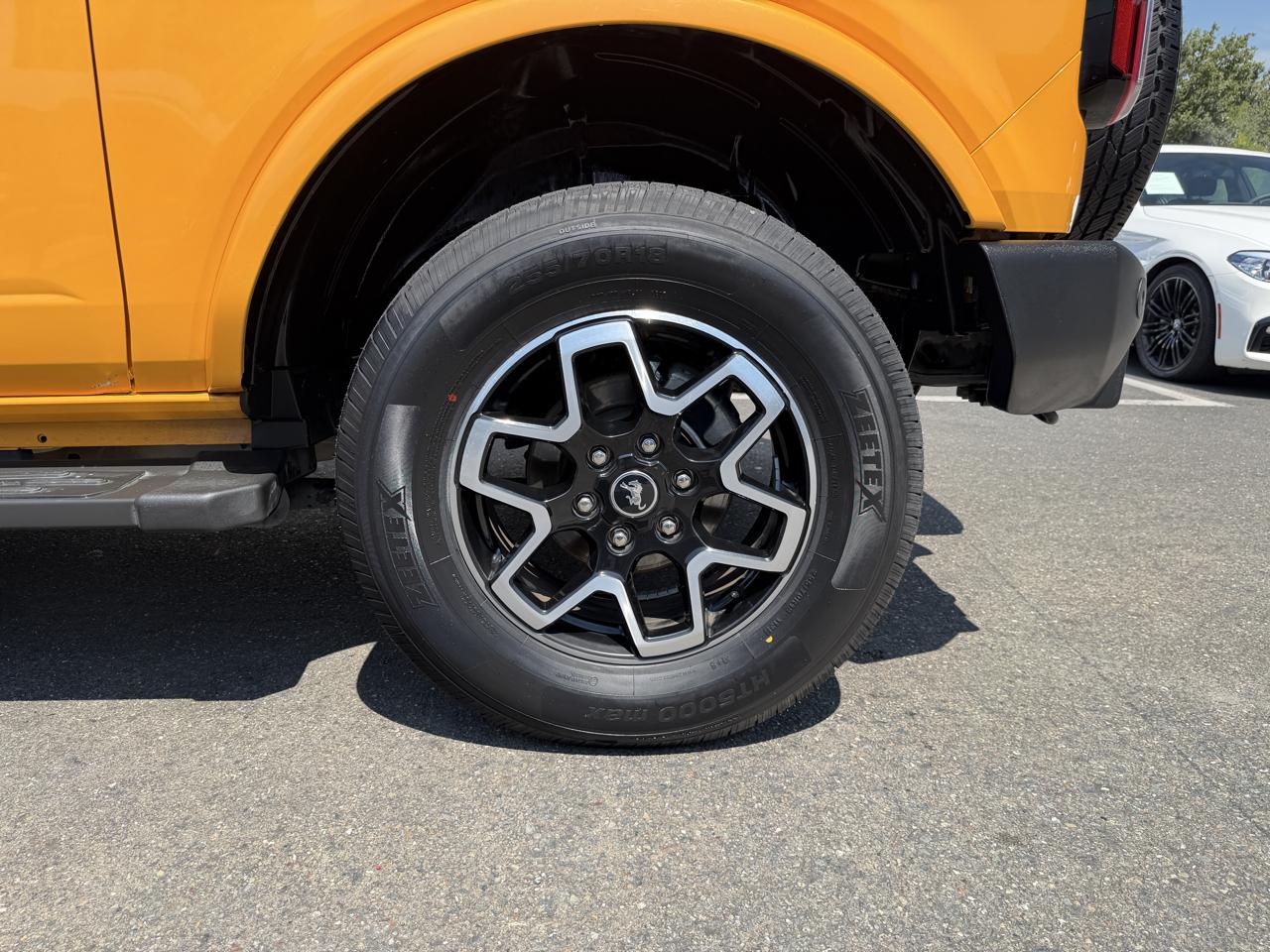 Ford Bronco Black Diamond 2 Door 4x4 2022