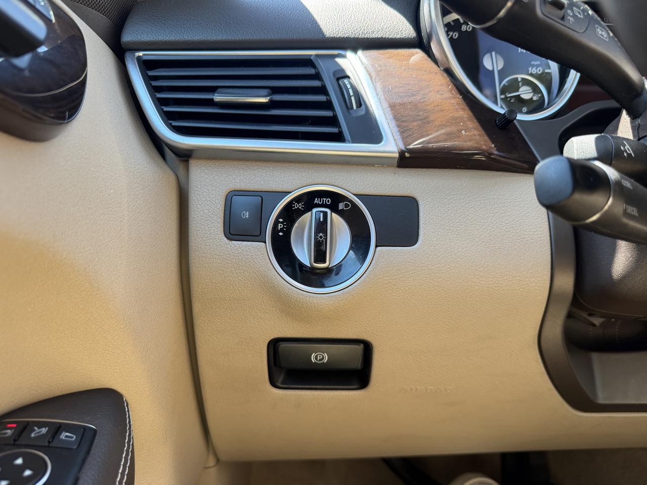 Mercedes-Benz M-Class  2013