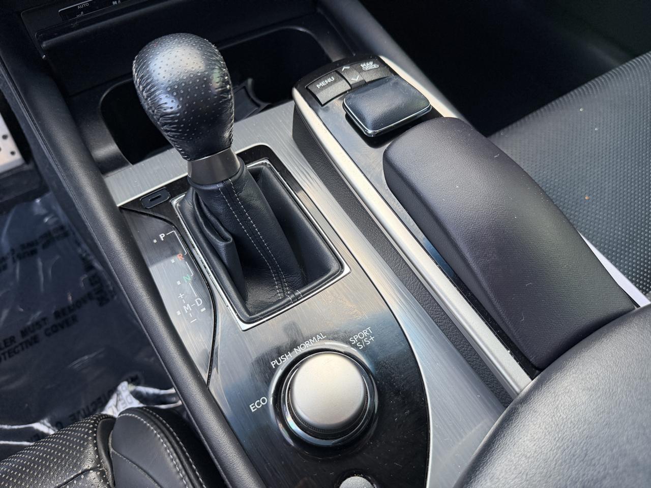Lexus GS 350  2014