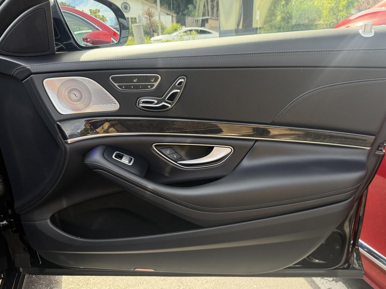 Mercedes-Benz S-Class  2019