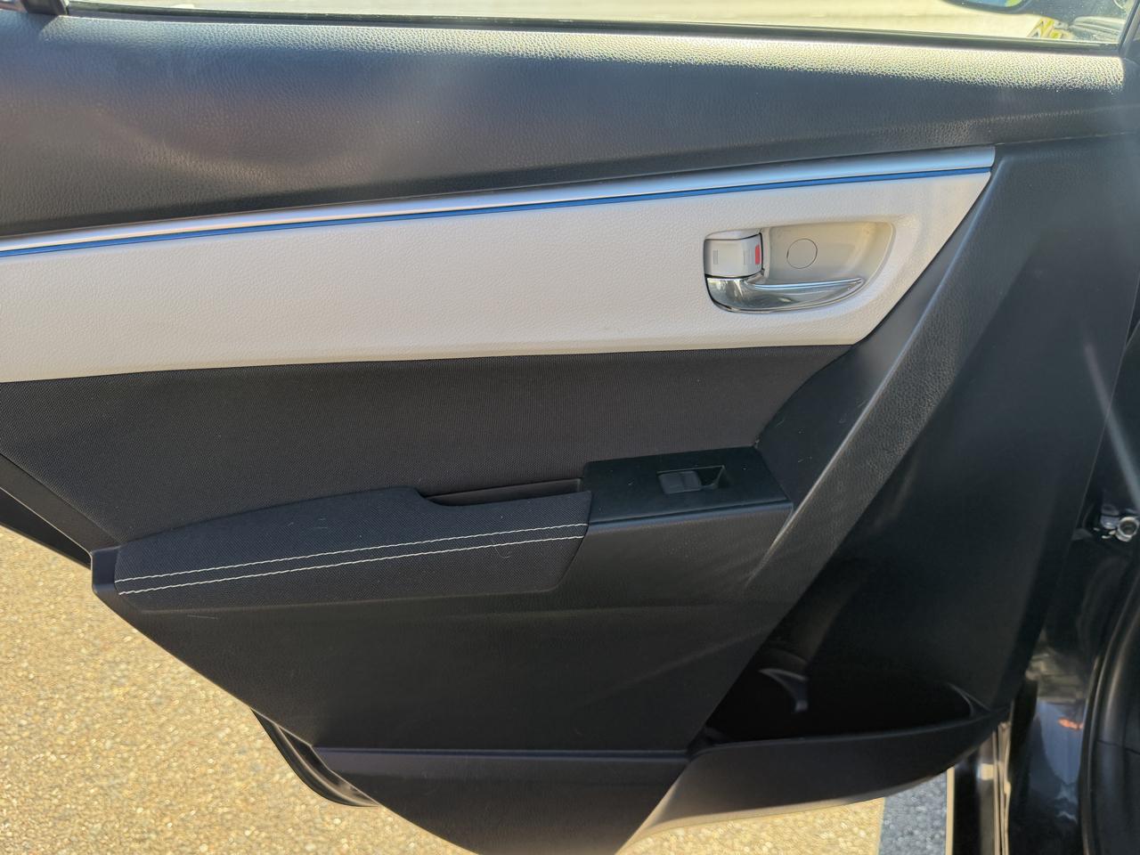 Toyota Corolla 4dr Sdn CVT S w/Special Edition Pkg (Natl) 2016