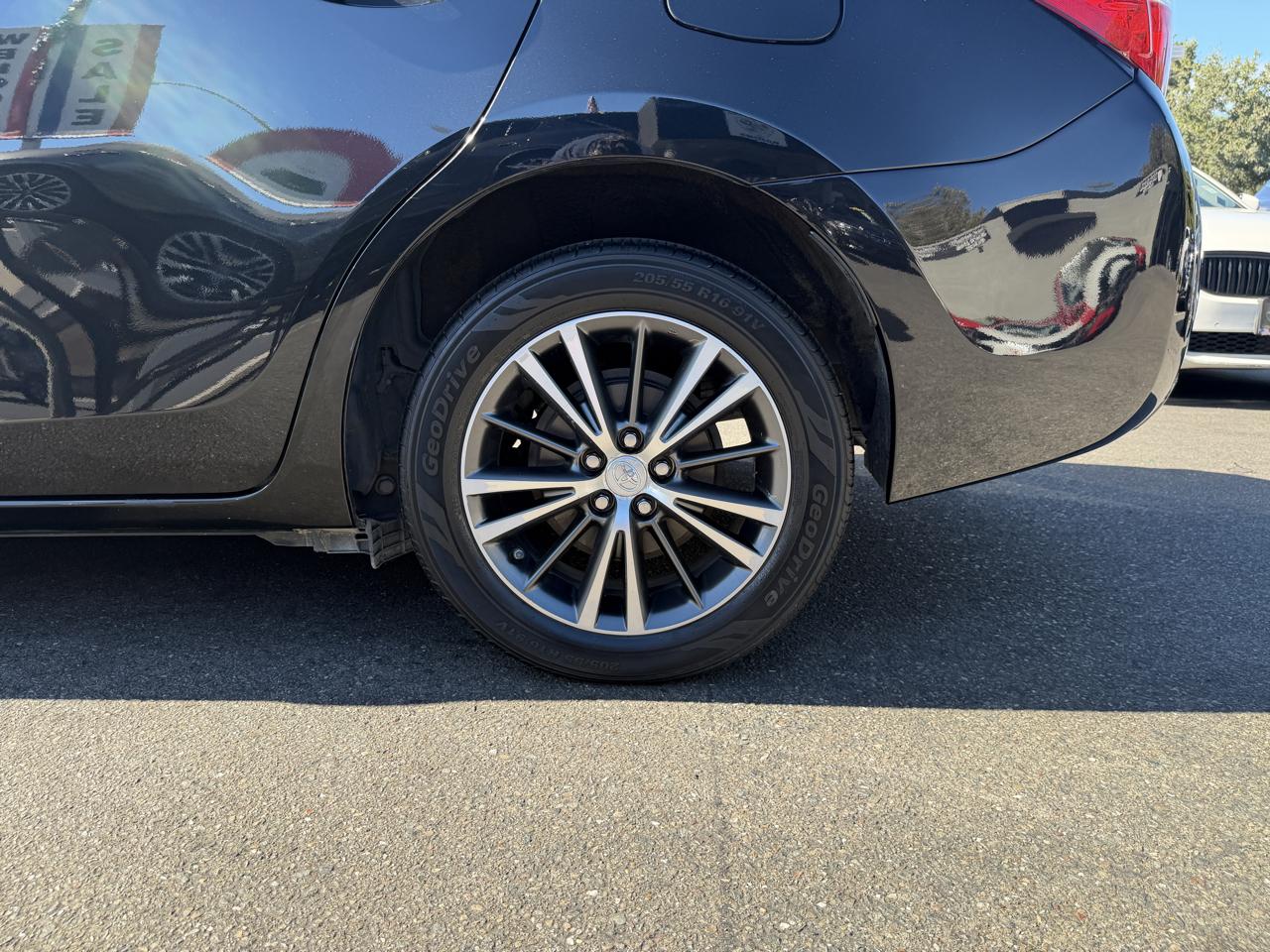 Toyota Corolla 4dr Sdn CVT S w/Special Edition Pkg (Natl) 2016