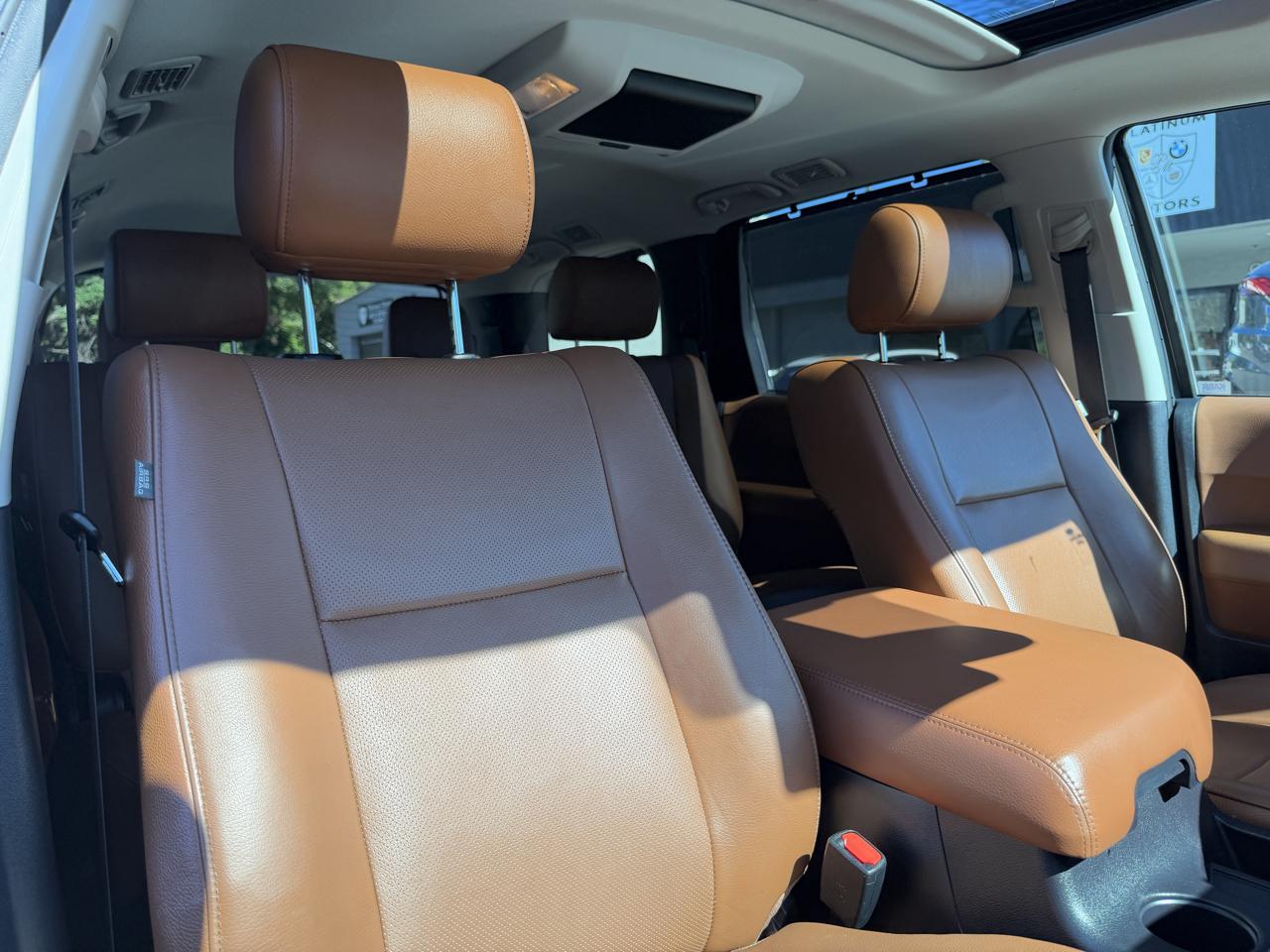 Toyota Sequoia  2021