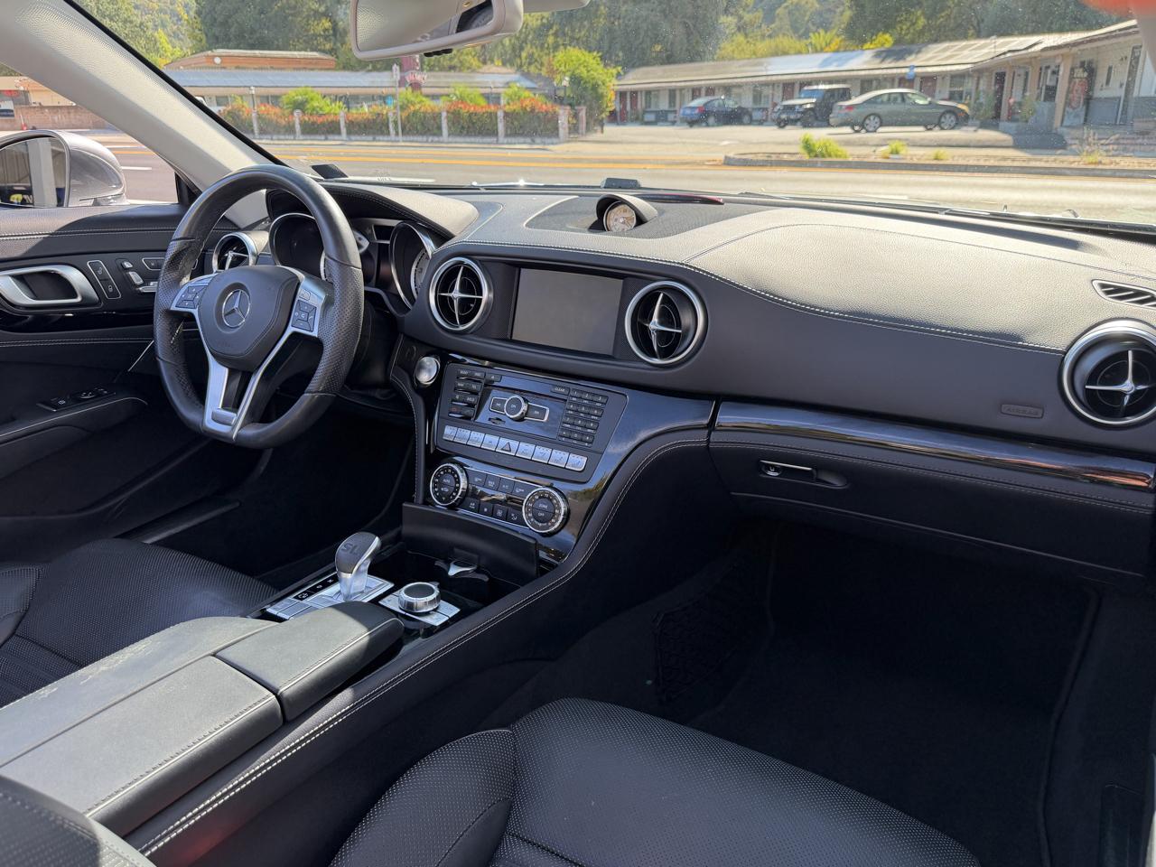 Mercedes-Benz SL  2016