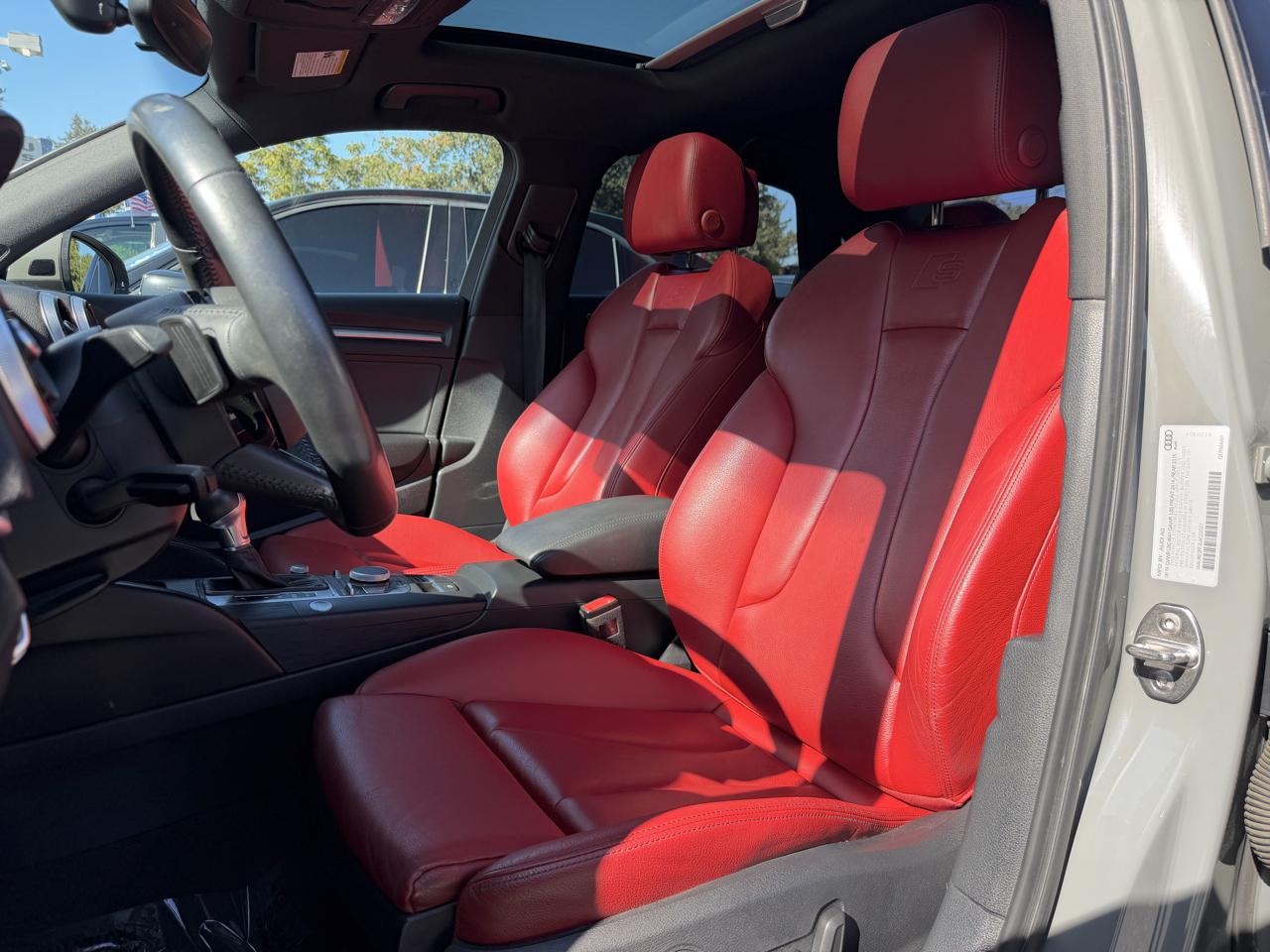 Audi A3 Sedan S line Premium 45 TFSI quattro 2020