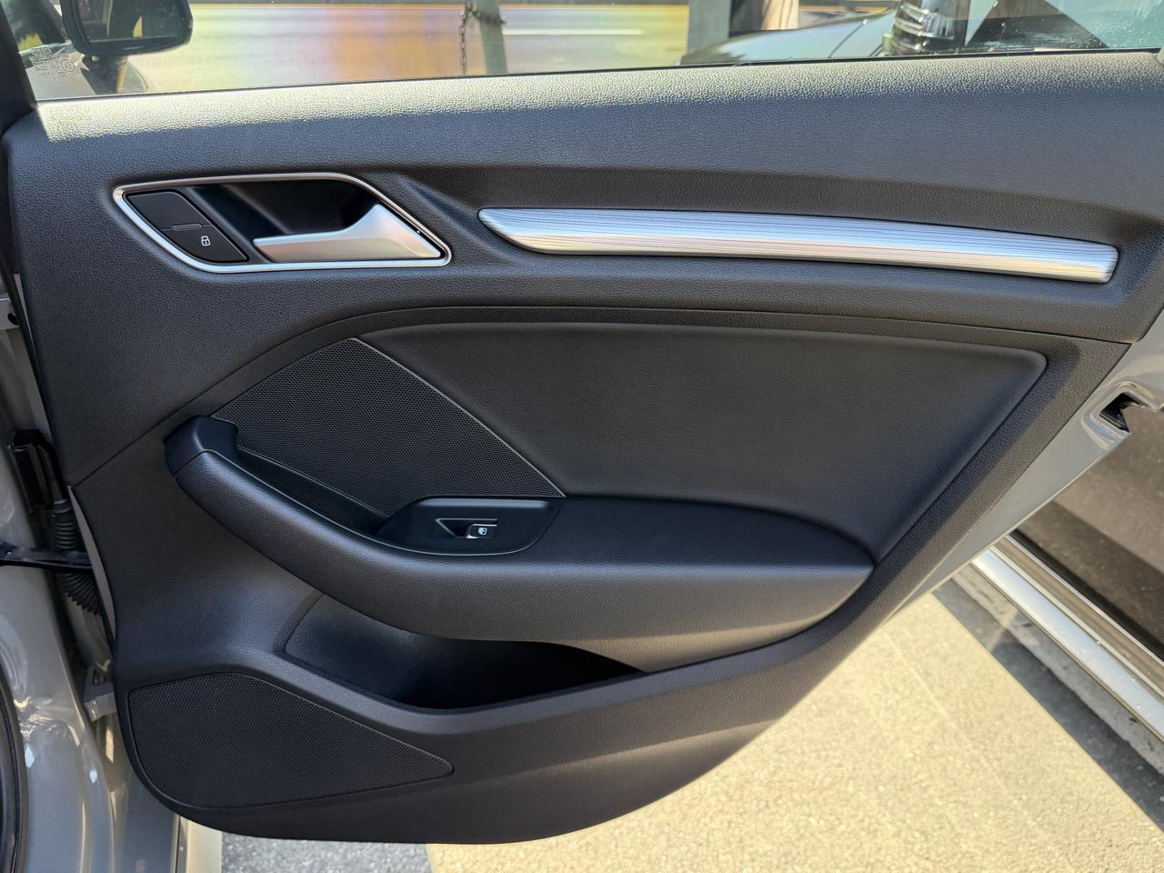 Audi A3 Sedan S line Premium 45 TFSI quattro 2020