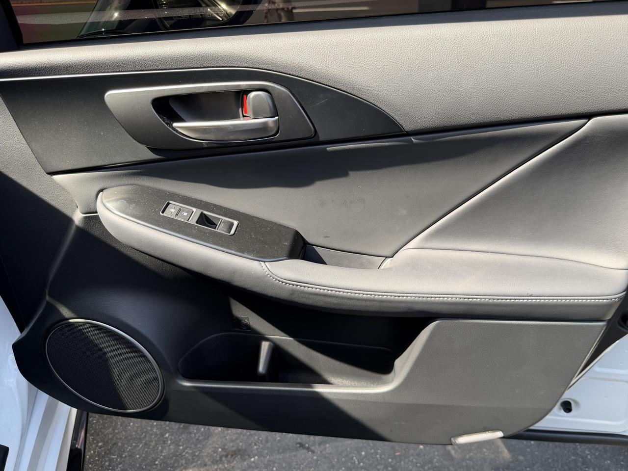Lexus IS  2026
