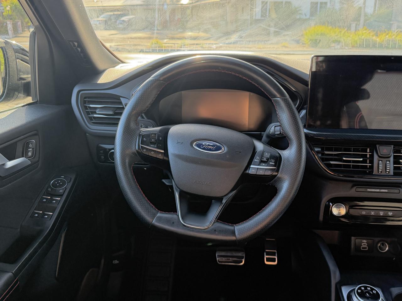 Ford Escape ST-Line Select  Hybrid AWD 2024