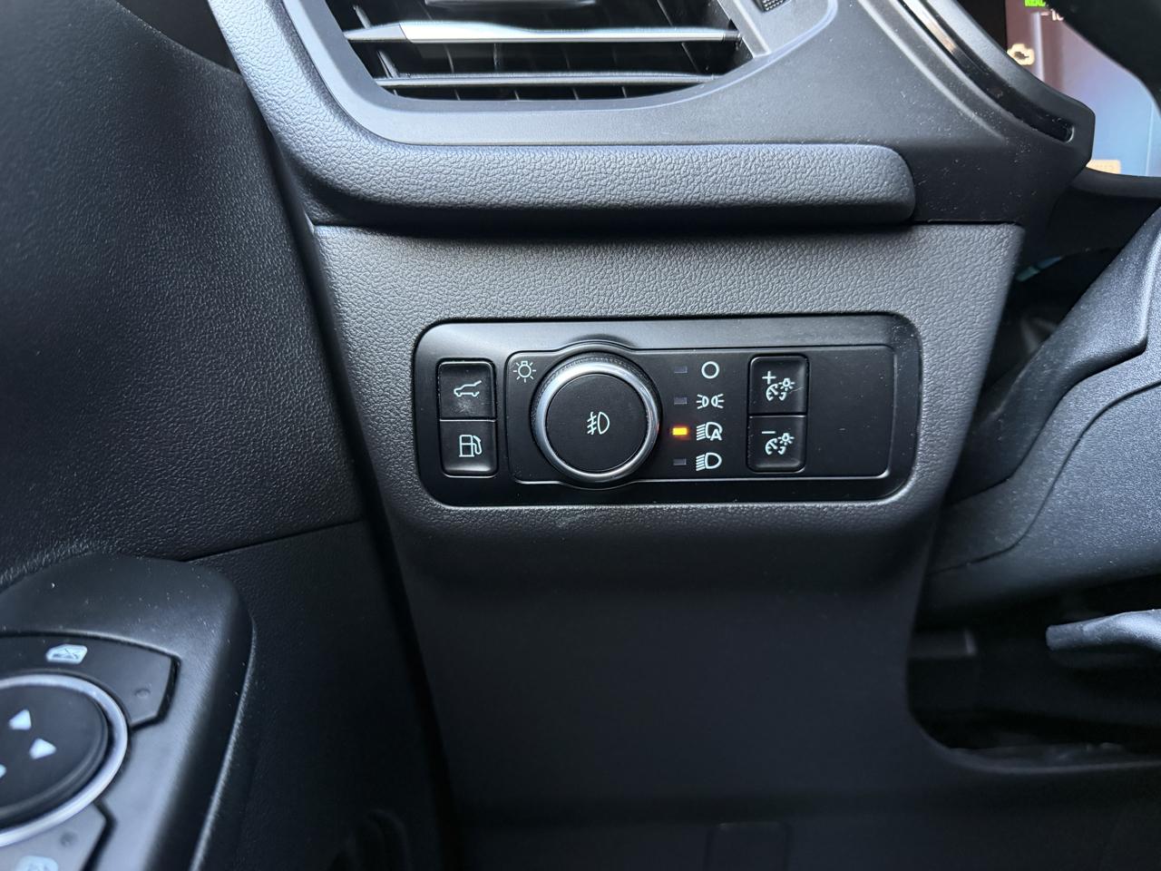 Ford Escape ST-Line Select  Hybrid AWD 2024