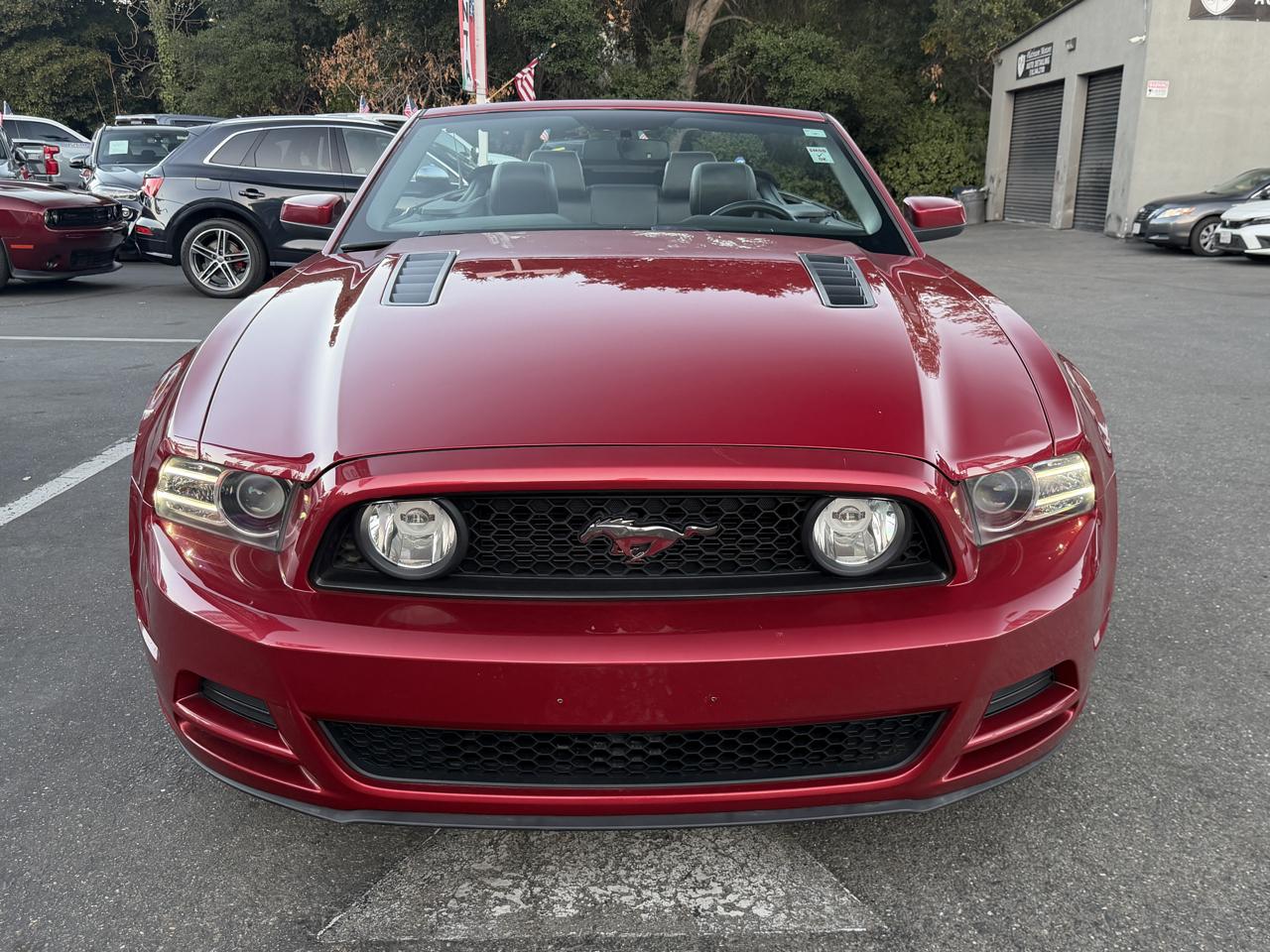 Ford Mustang  2013