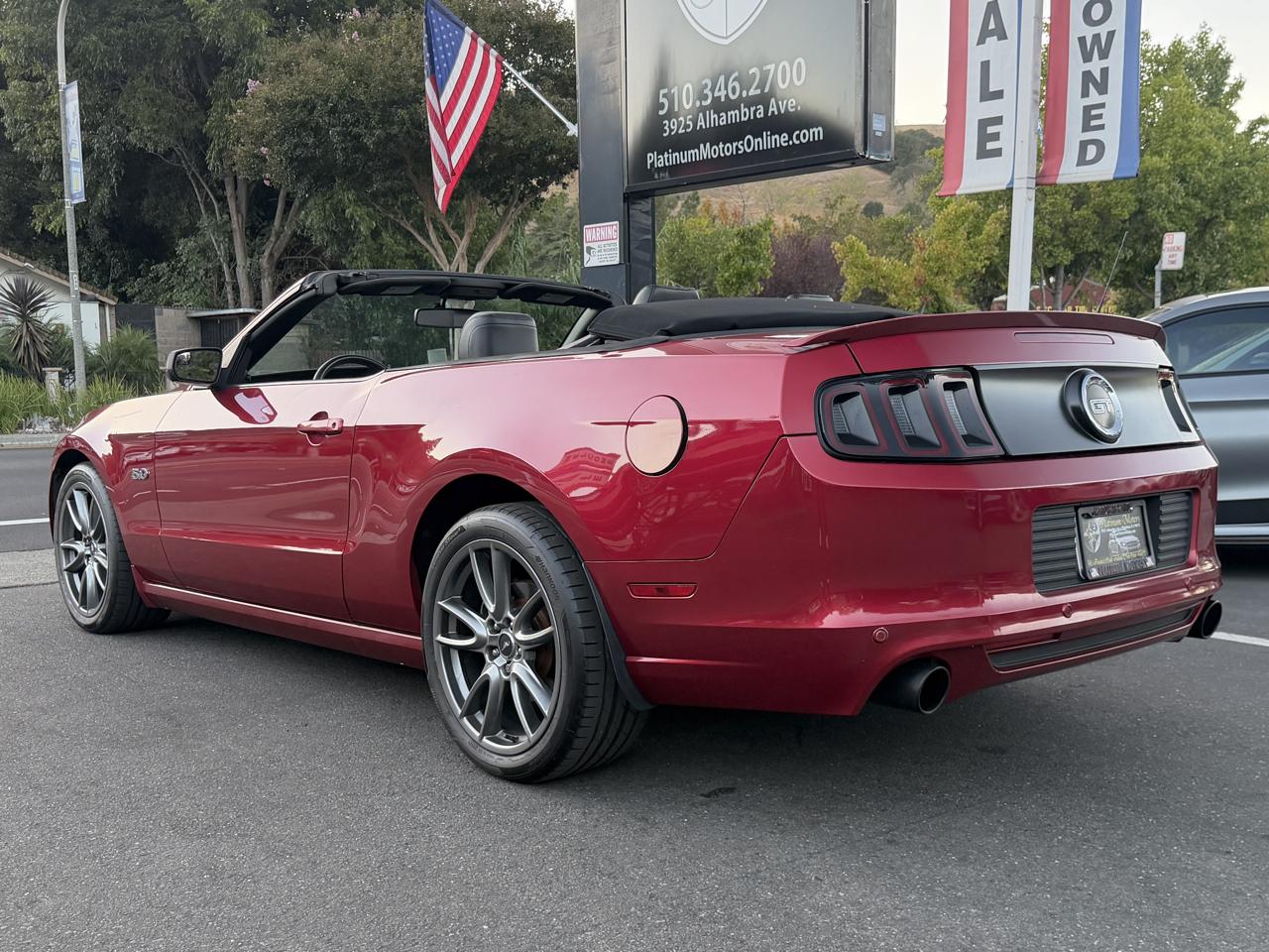 Ford Mustang  2013