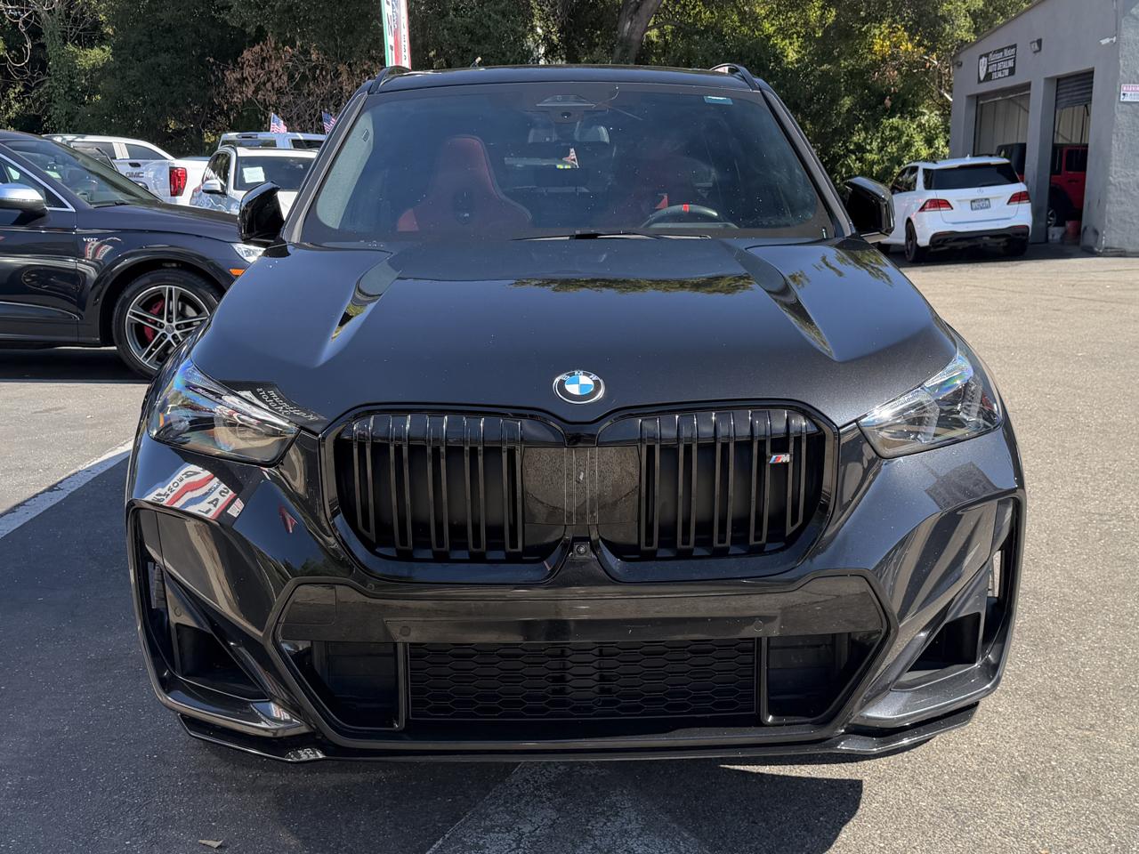 BMW X1  2024
