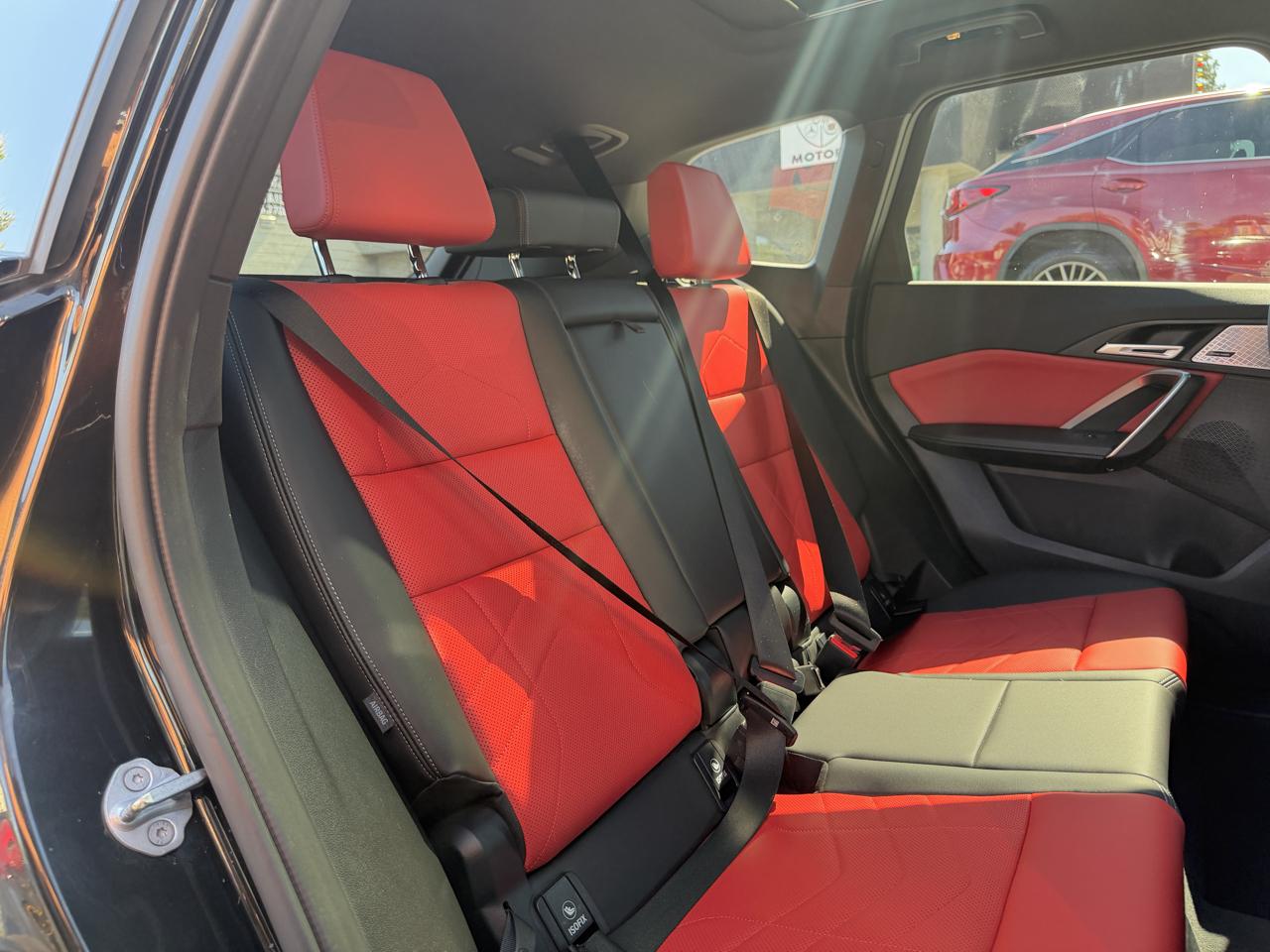 BMW X1  2024
