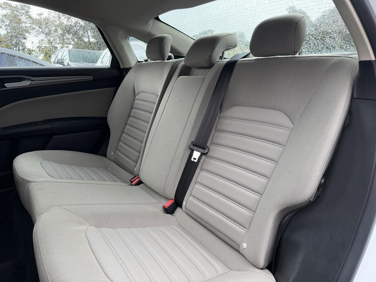 Ford Fusion Hybrid  2018