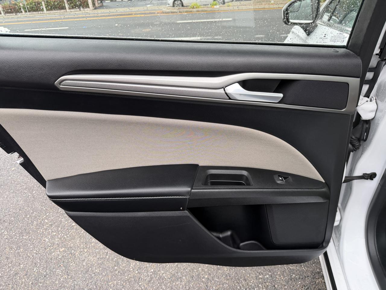 Ford Fusion Hybrid  2018