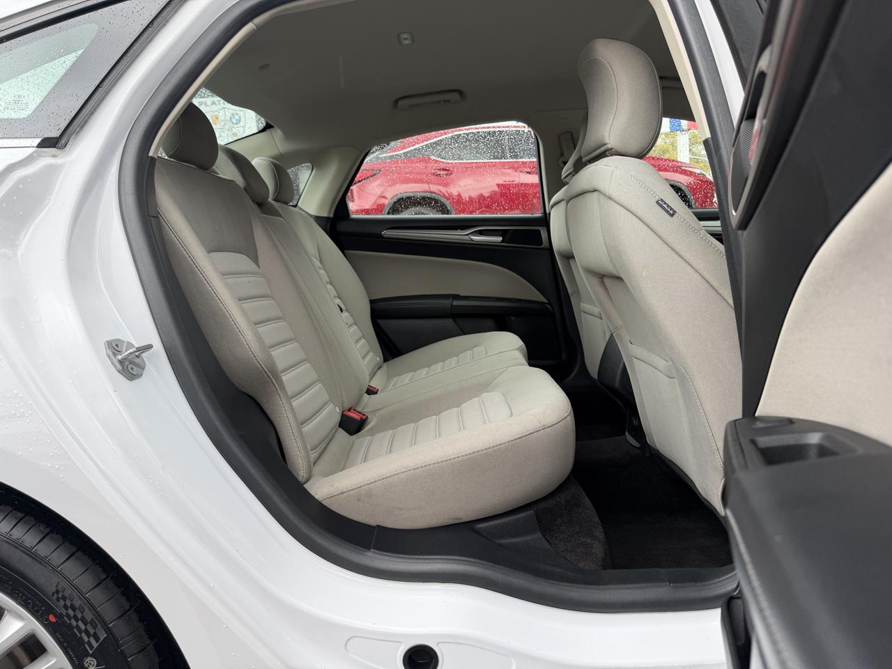 Ford Fusion Hybrid  2018