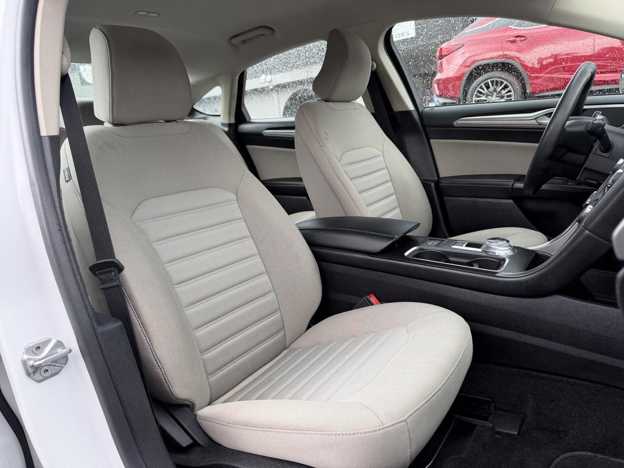 Ford Fusion Hybrid  2018