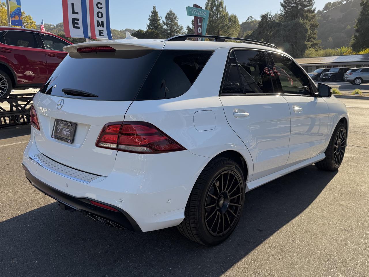 Mercedes-Benz GLE  2017