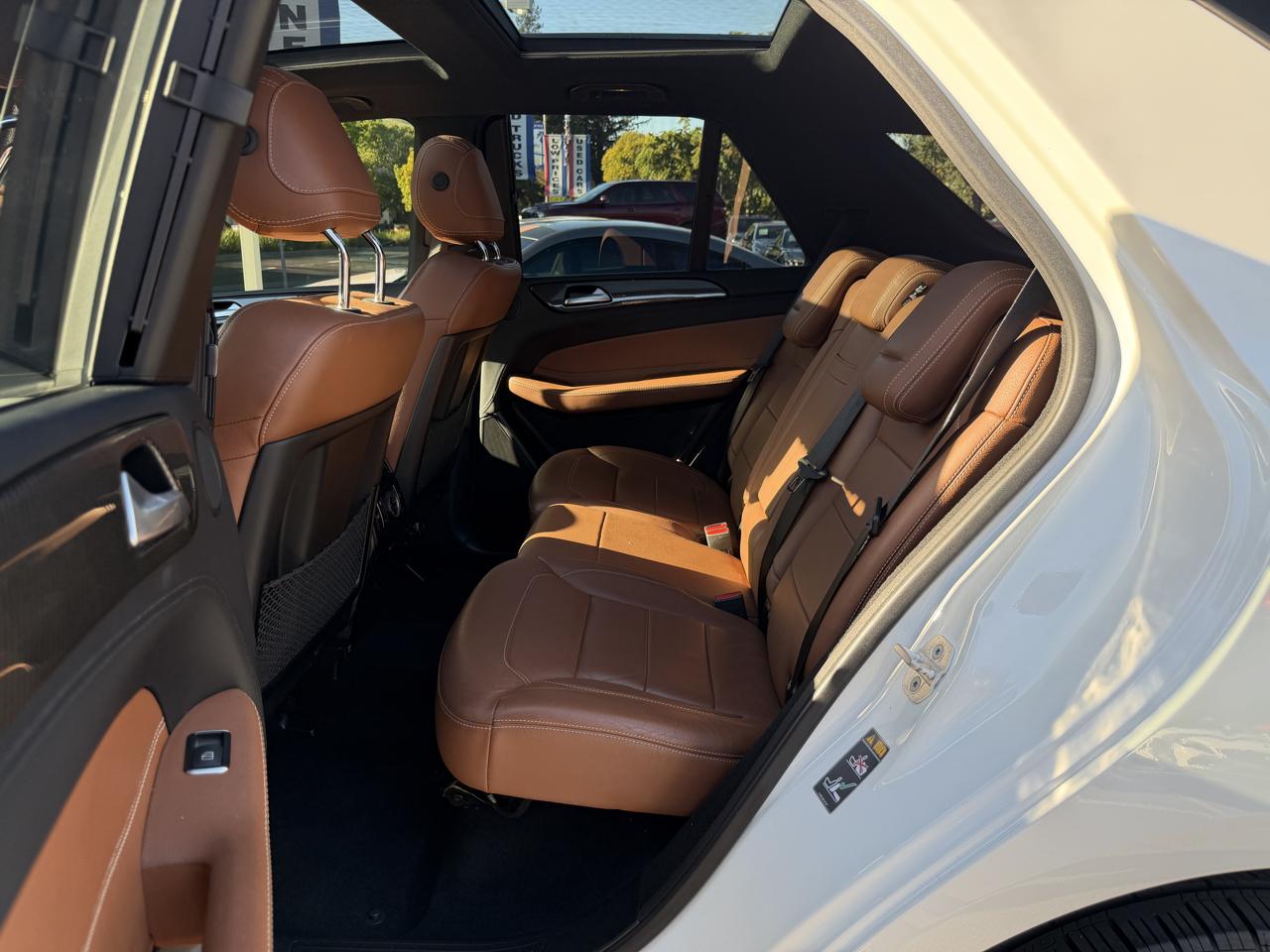 Mercedes-Benz GLE  2017