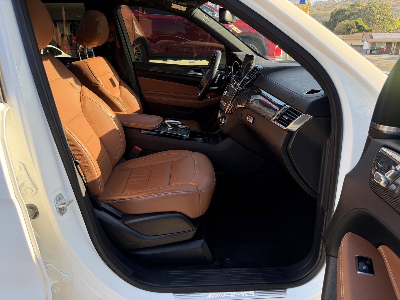 Mercedes-Benz GLE  2017